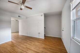 914 SW 8th Ave in Gainesville, FL - Building Photo - Building Photo