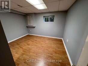 73 Verona Crescent in Georgina, ON - Building Photo - Building Photo