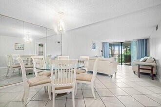 890 N Federal Hwy in Lantana, FL - Building Photo - Building Photo