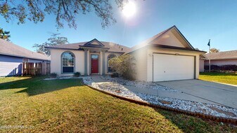 12348 Casheros Cove Dr S in Jacksonville, FL - Building Photo