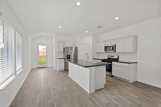 5475 Creekstone Rise Ln in Spring, TX - Building Photo - Building Photo