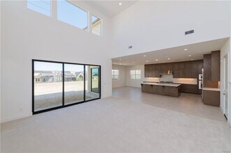 27562 Juniper Ln in Valencia, CA - Building Photo - Building Photo