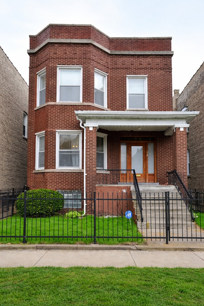 property at 1539 W 71st St