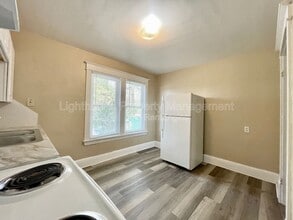 1657 7th St in Muskegon, MI - Building Photo - Building Photo