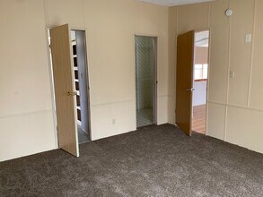 207 S Ash St in Butler, IN - Building Photo - Building Photo