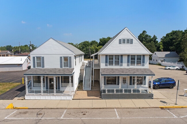 property at 118 Kenosha St