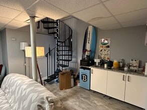 1475 Beacon St, Unit 1 in Brookline, MA - Building Photo - Building Photo