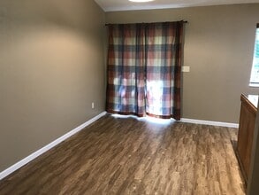 642-642 Santa Fe St in Augusta, KS - Building Photo - Building Photo