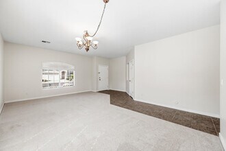 15749 W Ventura St in Surprise, AZ - Building Photo - Building Photo