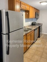 9373 Man-O-War Ct in Glen Allen, VA - Building Photo - Building Photo