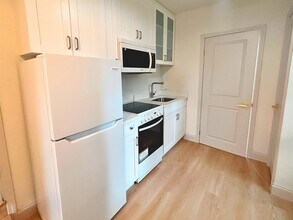 6215 58th Ave N in St. Petersburg, FL - Building Photo - Building Photo