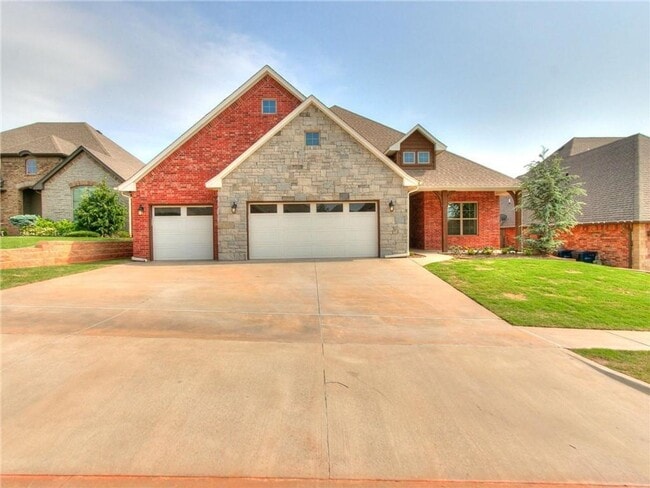 property at 620 NW 196th Ct