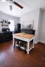 43 Vanderhorst St in Charleston, SC - Building Photo - Building Photo