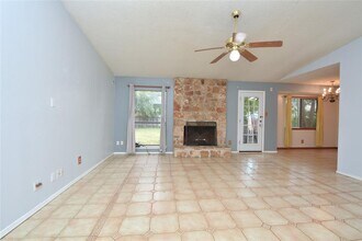 12327 Deerbrook Trail in Austin, TX - Building Photo - Building Photo