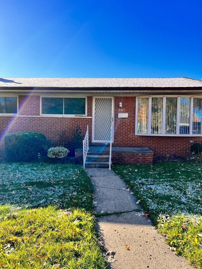 property at 3327 Melwood Dr