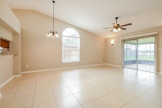 2417 Ginger Mill Blvd in Orlando, FL - Building Photo - Building Photo