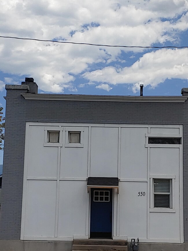property at 550 N Main St