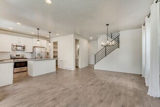 2412 N Sunmore Wy in Lehi, UT - Building Photo - Building Photo