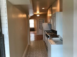 2821 7th St NE, Unit 2 in Washington, DC - Foto de edificio - Building Photo