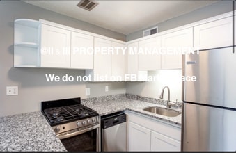 516 Splitlog Ave in Kansas City, KS - Building Photo - Building Photo
