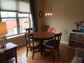 1421 N Halsted St-Unit -1 in Chicago, IL - Building Photo - Building Photo