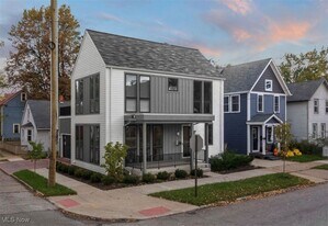 1926 W 52nd St in Cleveland, OH - Building Photo