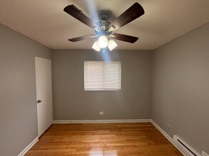 3115 W 79th St-Unit -3125-2 in Chicago, IL - Building Photo - Building Photo