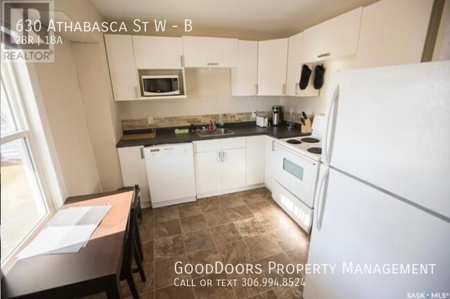630 Athabasca St W in Moose Jaw, SK - Building Photo - Building Photo