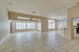 10041 Woodhouse Dr in Las Vegas, NV - Building Photo - Building Photo