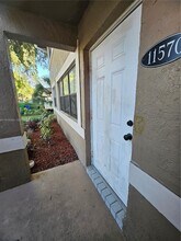 11570 NW 42nd St in Coral Springs, FL - Building Photo - Building Photo