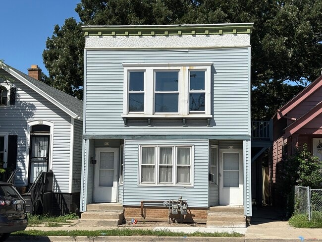 916 W Greenfield Ave, Unit 916 W Greenfield