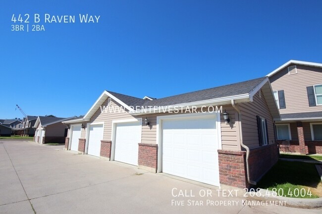 442 Raven Way in Pocatello, ID - Building Photo - Building Photo