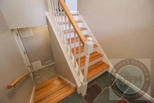 8639 Lakeview Dr in Omaha, NE - Building Photo - Building Photo