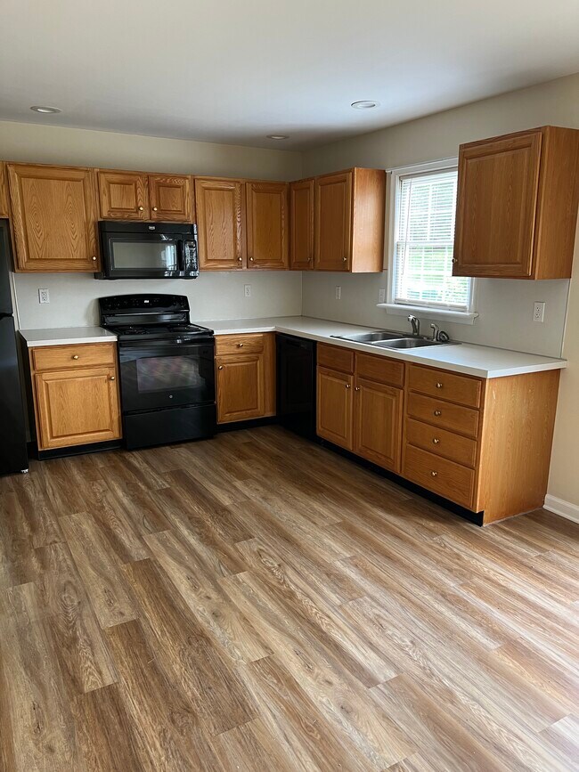 4171 Kittatinny Dr in Mechanicsburg, PA - Building Photo - Building Photo