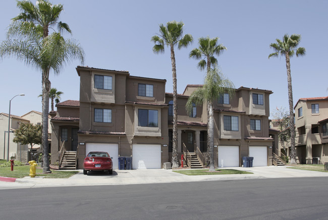 Prospect View in Santee, CA - Building Photo - Building Photo