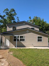 3422 Orlando Dr in Tallahassee, FL - Foto de edificio - Building Photo