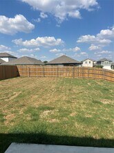 160 Coppers Wy in Elgin, TX - Building Photo - Building Photo