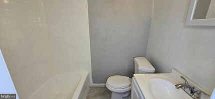 1702 Gales St NE in Washington, DC - Building Photo - Building Photo