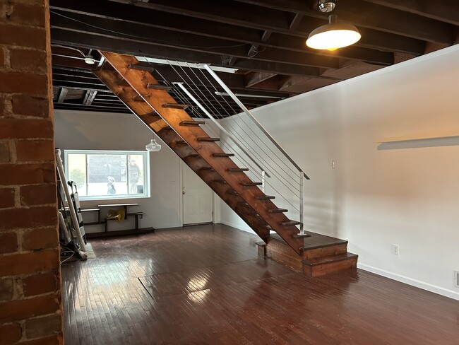 607 Gross St in Pittsburgh, PA - Building Photo - Building Photo