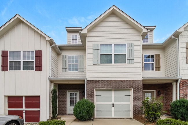 property at 15 Madaline Ln
