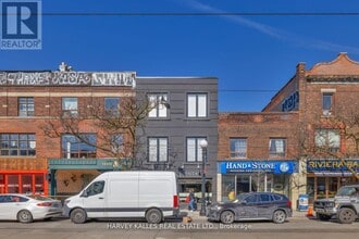 580A-580A College St in Toronto, ON - Building Photo - Building Photo