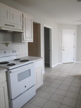 2809 Geronimo Dr in Crestview, FL - Building Photo - Building Photo