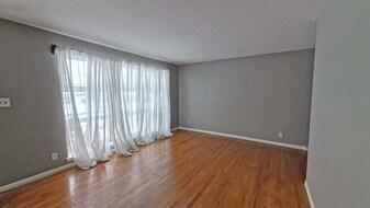 2689 Sierra Dr in Youngstown, OH - Building Photo