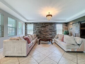 15601 Dahoon Holly Ln in Winter Garden, FL - Building Photo - Building Photo