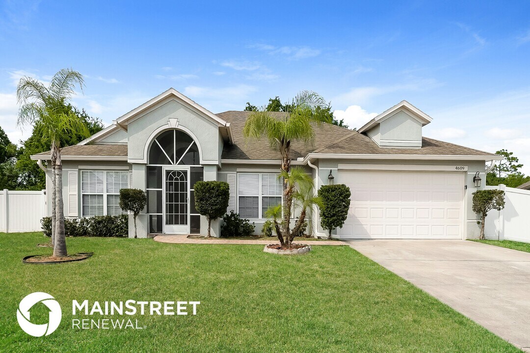 4609 Doral Park Ave in Kissimmee, FL - Building Photo
