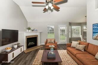 5940 Keebler Dr W in Southaven, MS - Foto de edificio - Building Photo