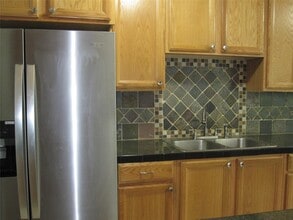 56 Kenwood Dr in New Windsor, NY - Building Photo - Building Photo