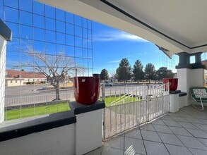 3231 Hueco Ave in El Paso, TX - Building Photo - Building Photo