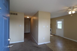 126 Henry Ct in Nicholasville, KY - Building Photo - Building Photo