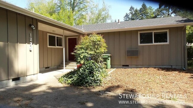 property at 1275 E 30th Ave